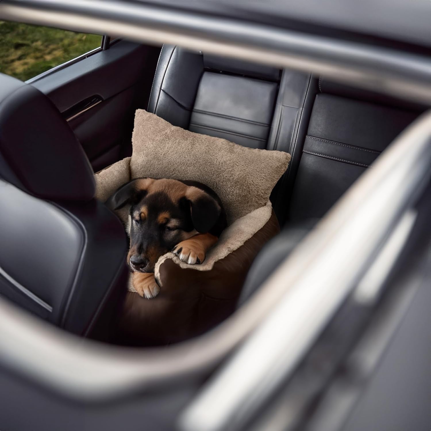 Dog Car Seat (Brown/Beige - 20Kg), Plush & Cosy Pet Car Booster Seat for Small Dogs & Cats with Storage Pocket, Car Dog Bed with Safety Leash, Waterproof Liner & Non-Slip Base,Dog Travel Bed